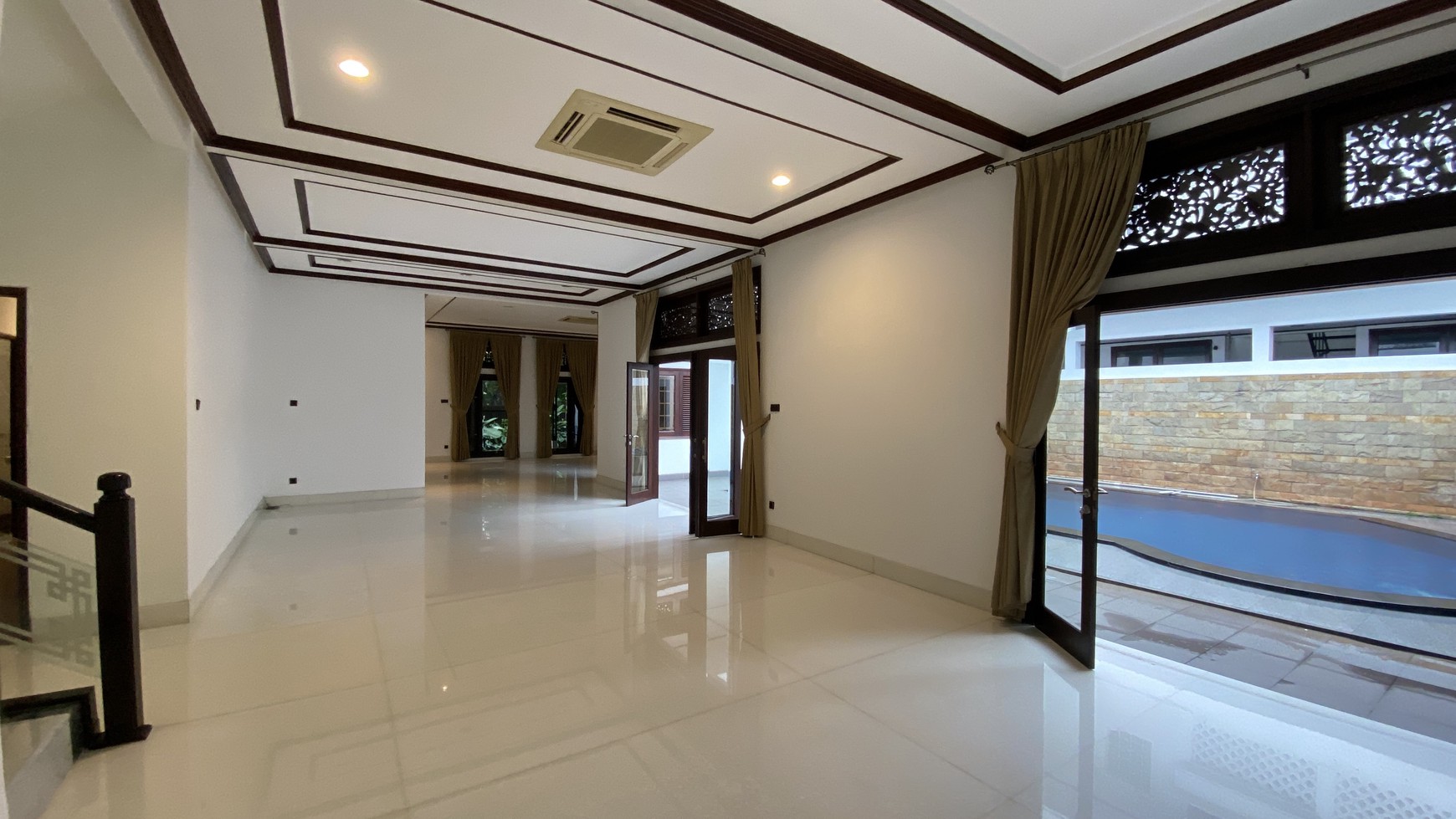 Beautiful and Comfy House at Senopati Area