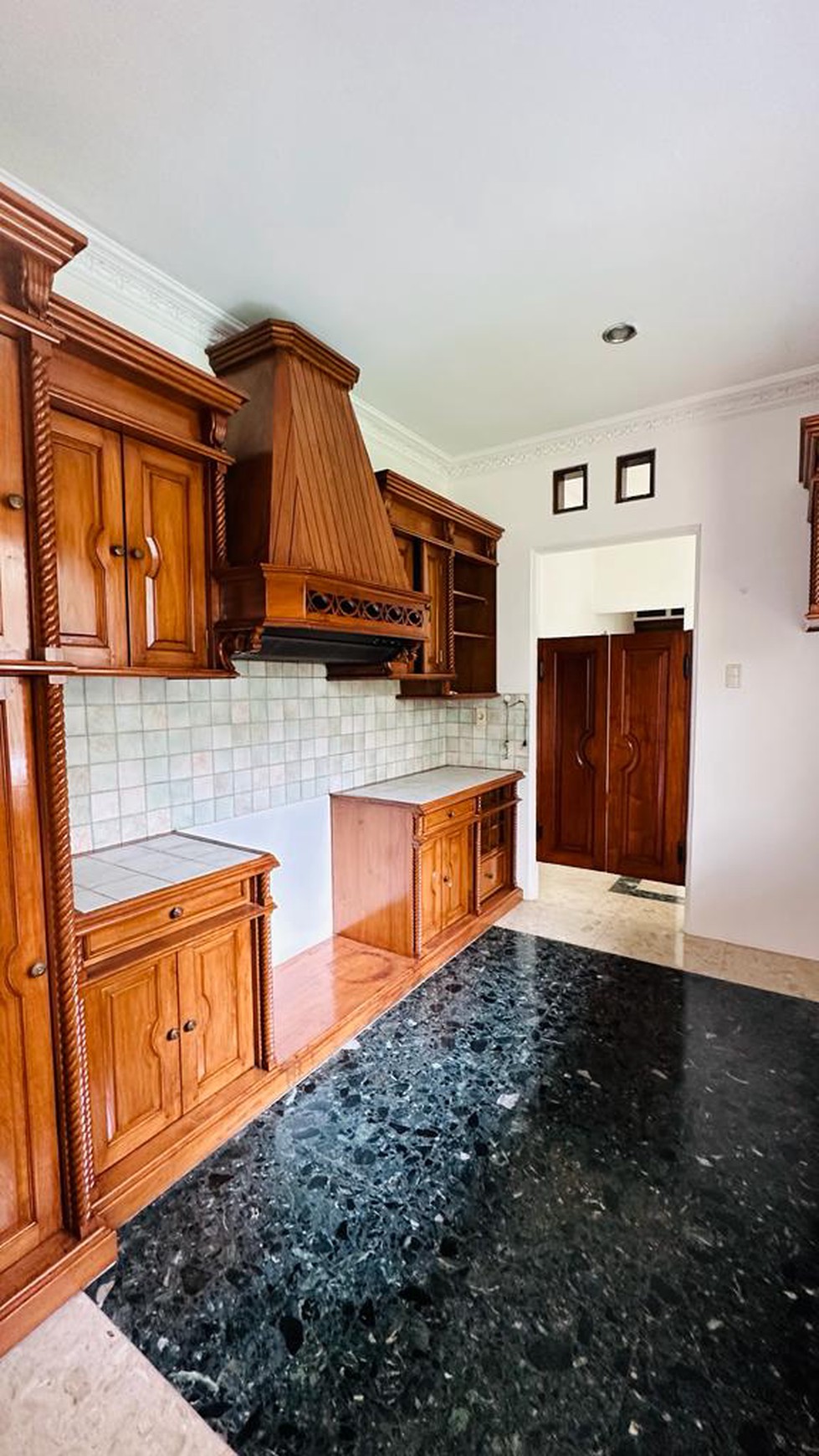 Beautiful House with Pool at Senopati Area