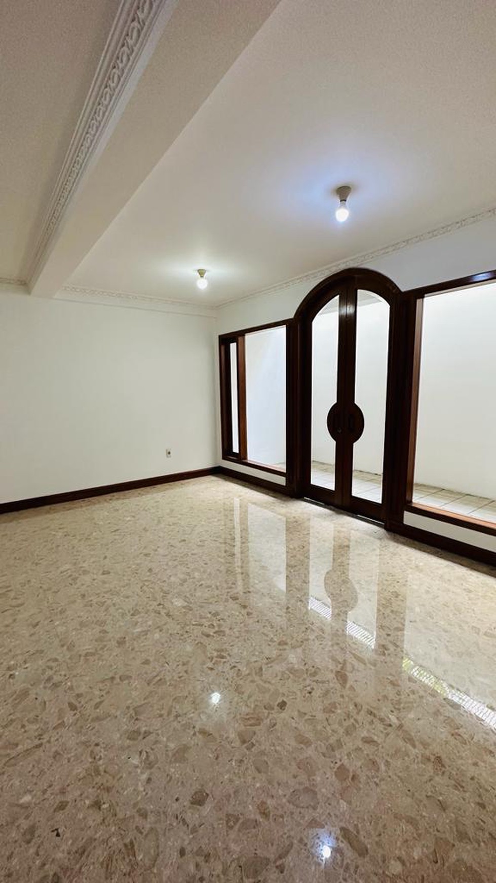 Beautiful House with Pool at Senopati Area