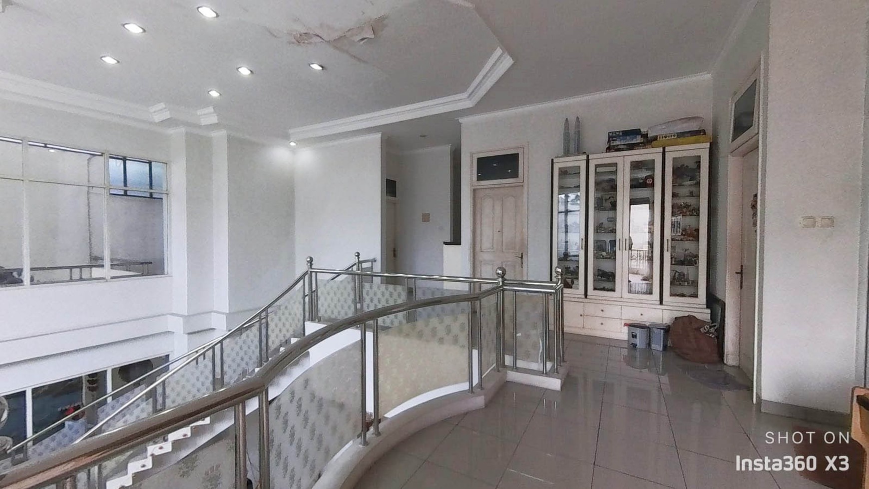 Rumah Mayang Permai, Pantai Indah Kapuk Luas 17x27m2