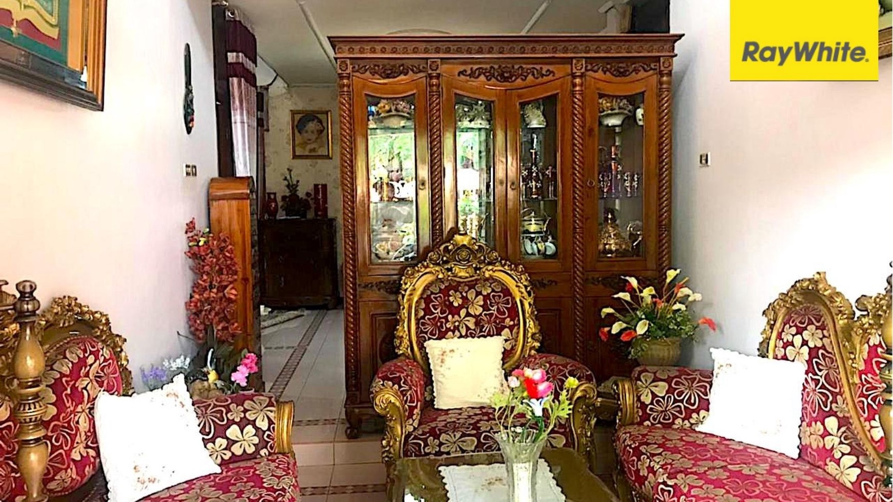 Rumah Luas Dan Nyaman Di Tengah Kota [Bumi Adiarsa Kencana - Karawang Barat]
