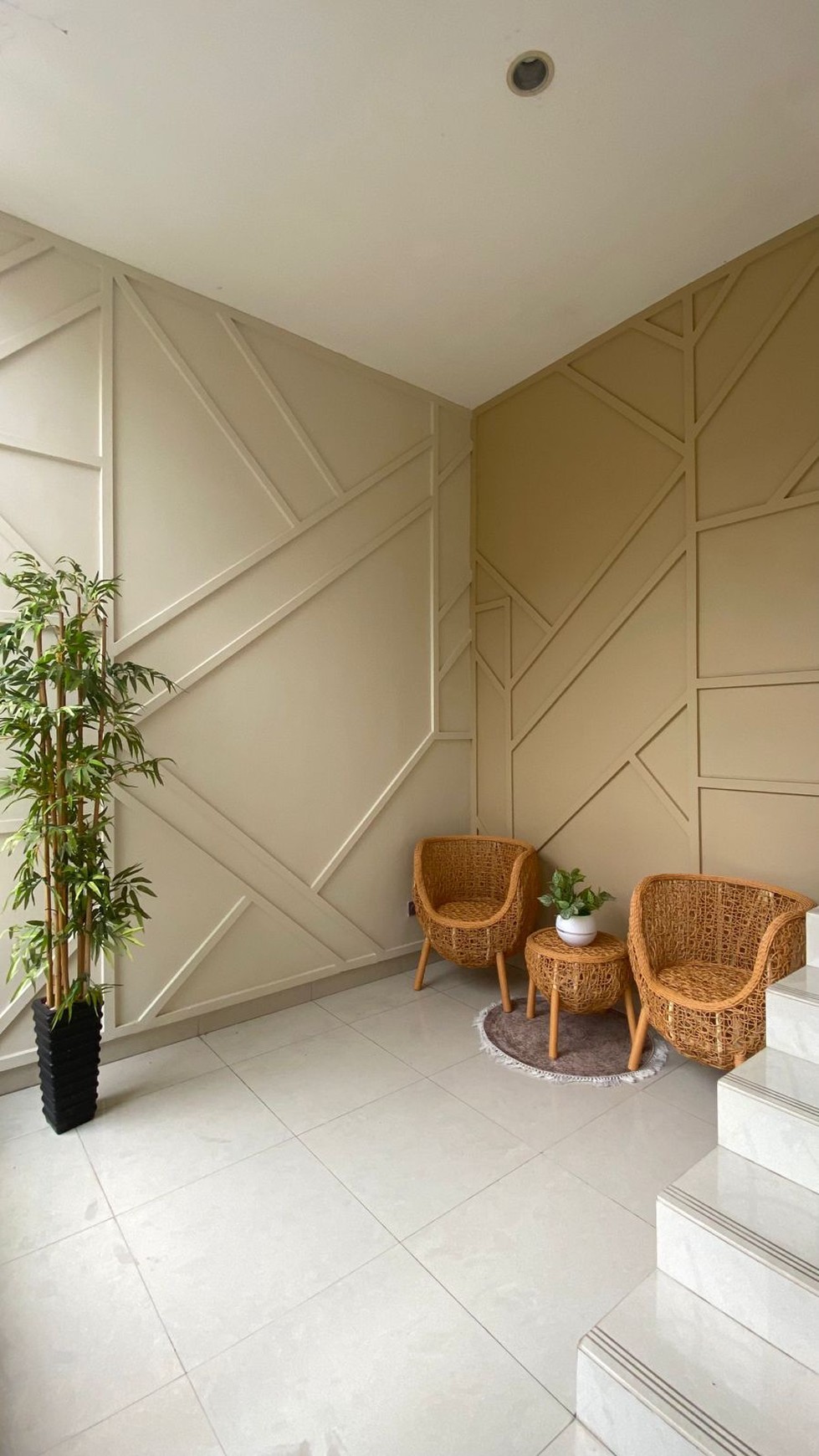 Rumah Lux, cantik siap huni di bintaro