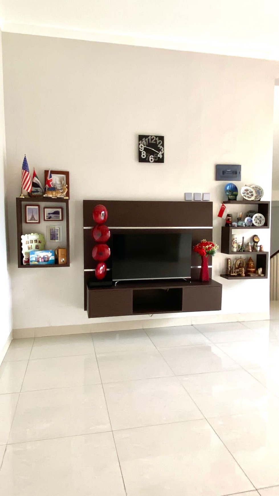 Rumah Lux, cantik siap huni di bintaro