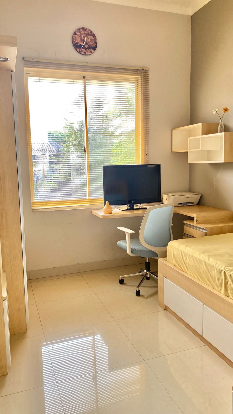 Rumah Lux, cantik siap huni di bintaro