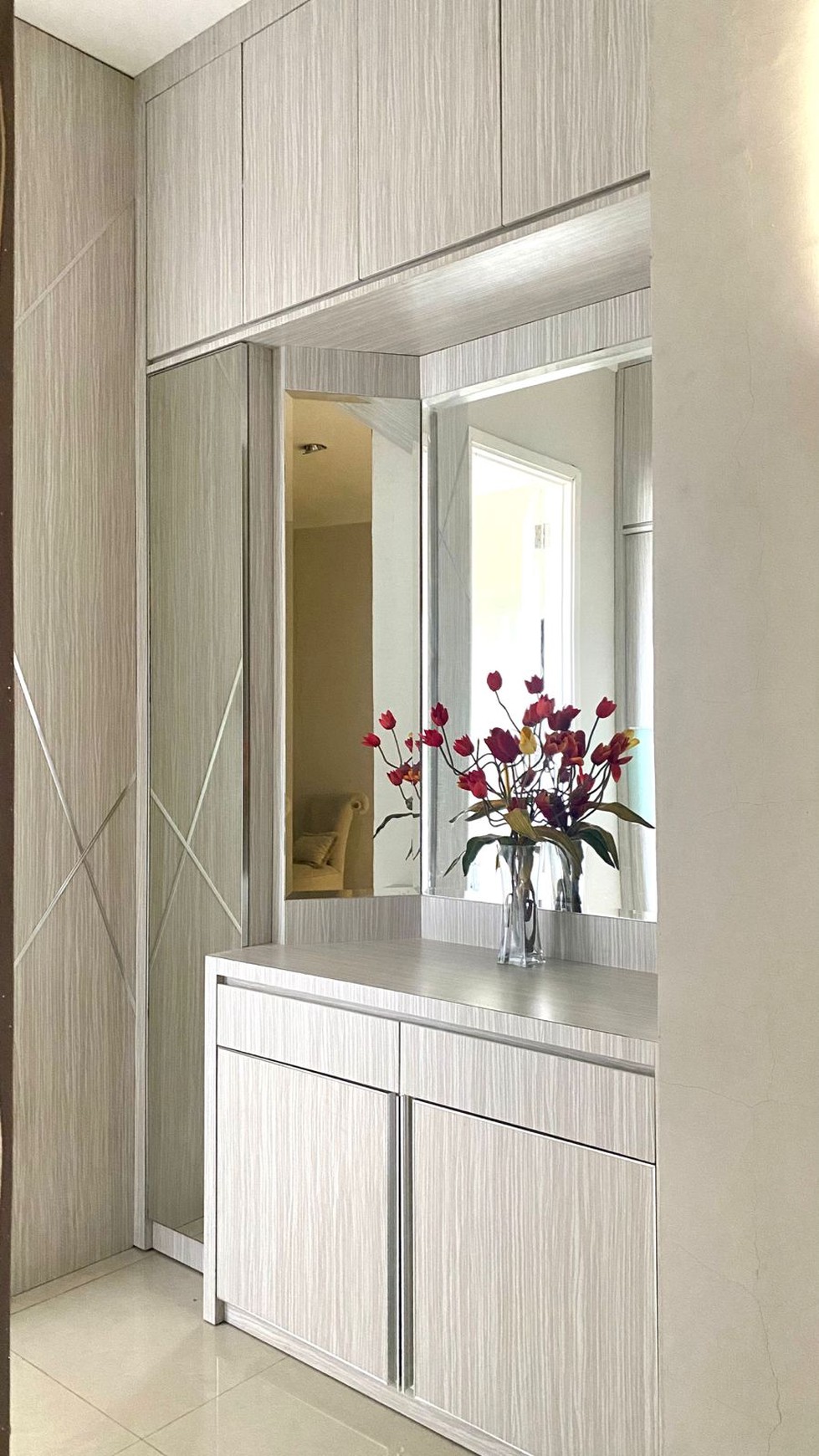 Rumah Lux, cantik siap huni di bintaro