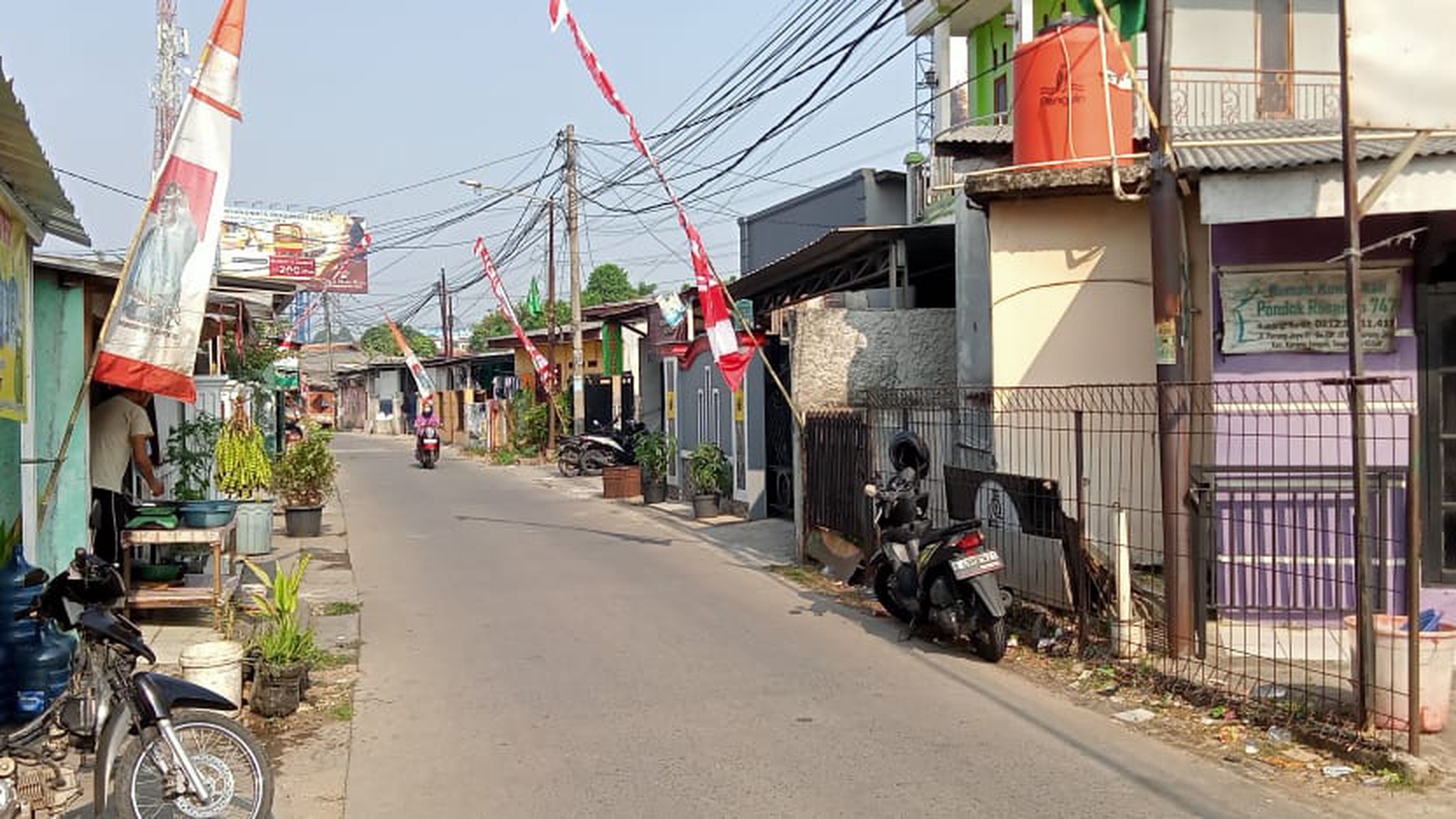 Kavling terdapat Bangunan Rumah, Kontrakan, dan Toko @Jl Parung Jaya, Ciledug