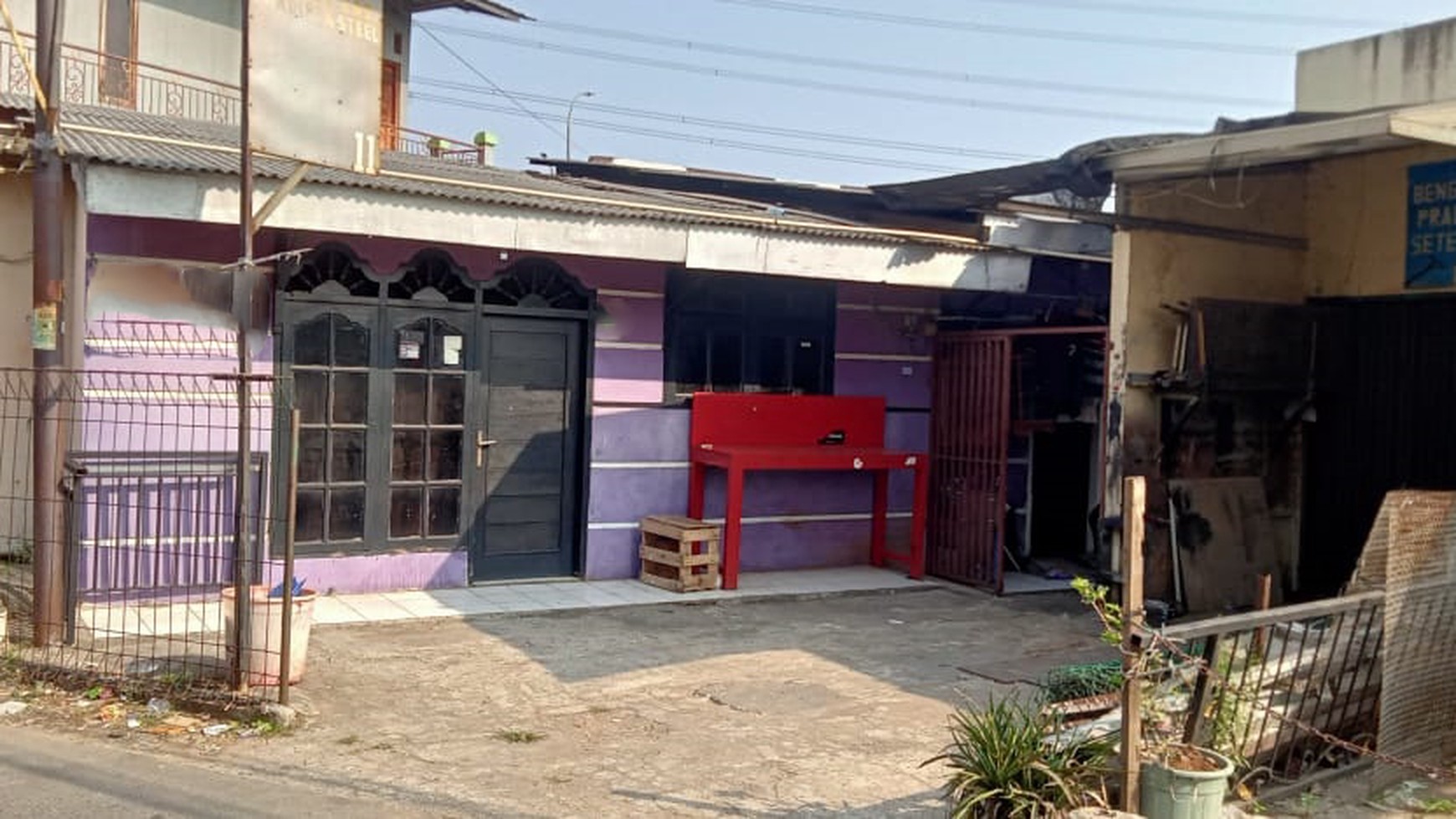 Kavling terdapat Bangunan Rumah, Kontrakan, dan Toko @Jl Parung Jaya, Ciledug