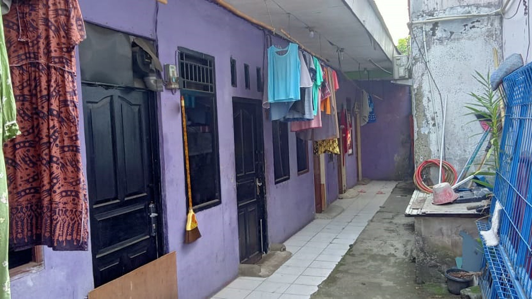 Kavling terdapat Bangunan Rumah, Kontrakan, dan Toko @Jl Parung Jaya, Ciledug