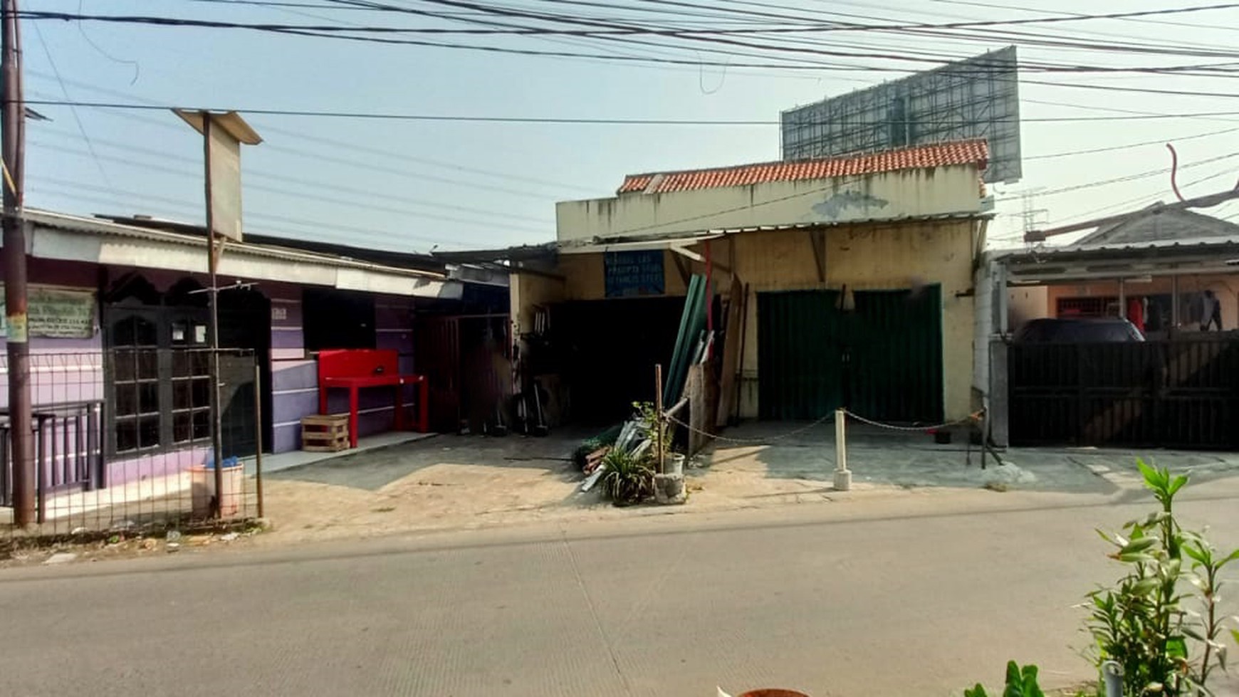 Kavling terdapat Bangunan Rumah, Kontrakan, dan Toko @Jl Parung Jaya, Ciledug