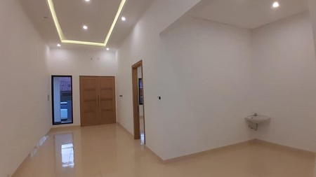 Rumah Siap Huni dengan Bangunan Baru dan Strategis @Anggrek Loka, BSD