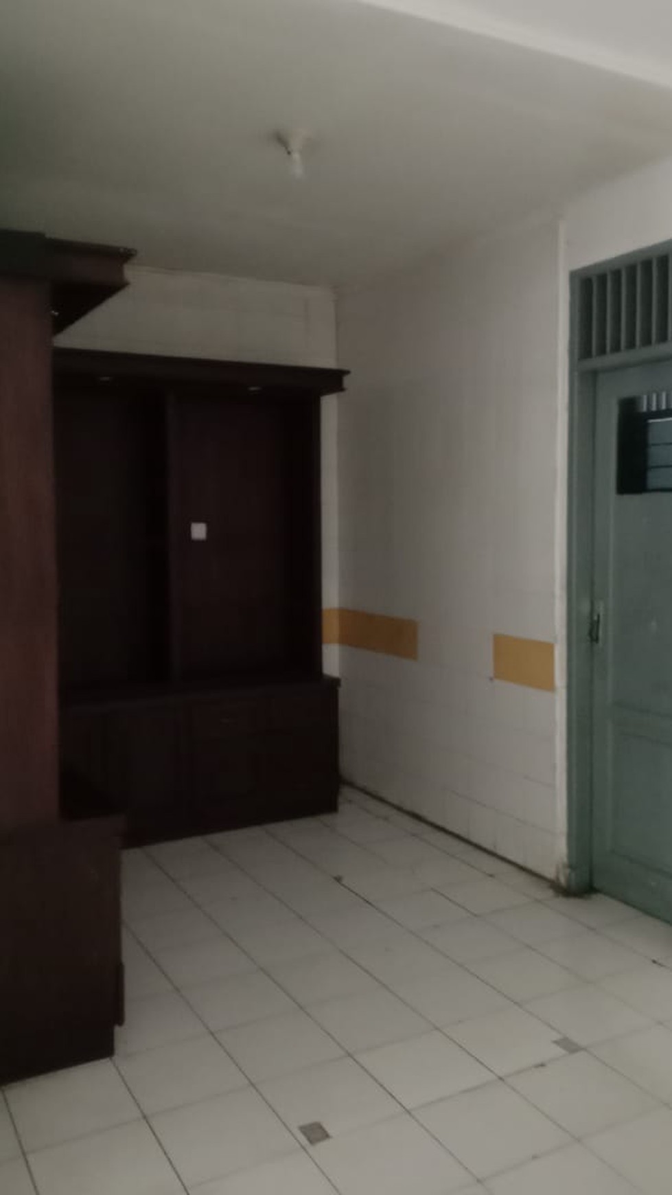 Rumah Lokasi Strategis Pinggir Jalan dan Cocok untuk Usaha @Jl Bintaro Utama