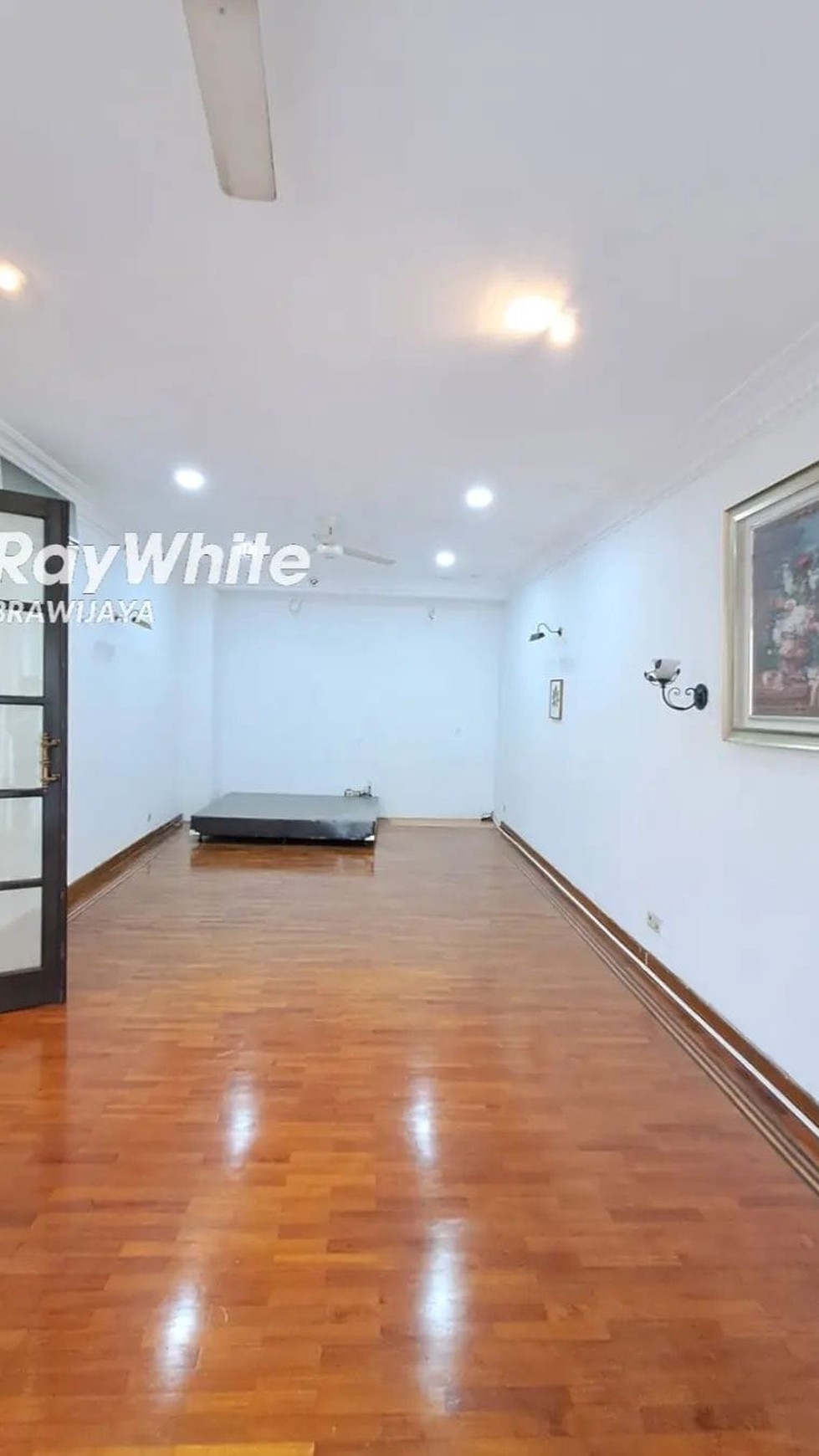 Rumah Siap Huni Lingkungan Elit Area Simprug Golf