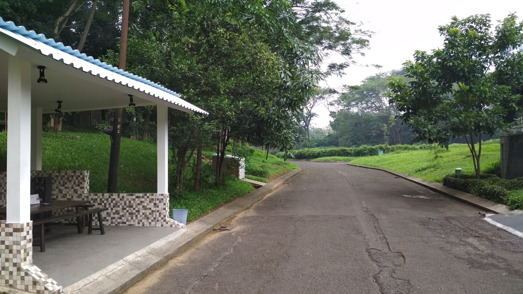 Dijual murah  Kavling Hoek depan Taman  di Cluster Exclusive Kota Wisata Cibubur