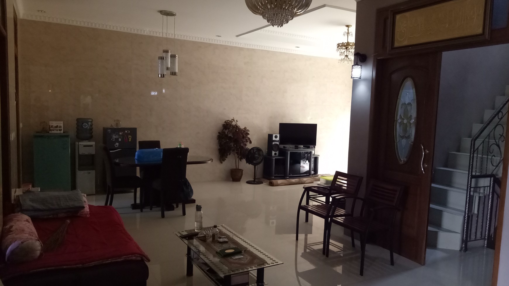 Dijual rumah 3,25lantai, utk kost2an, Siap Huni di jl.  Alternatif cibubur