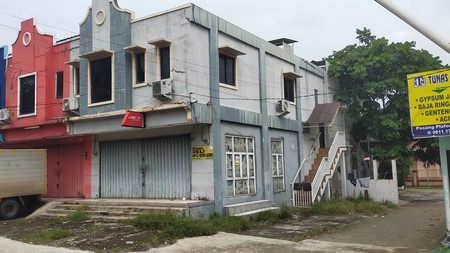 Ruko hoek 2 lantai di pinggir jalan raya kranggan
