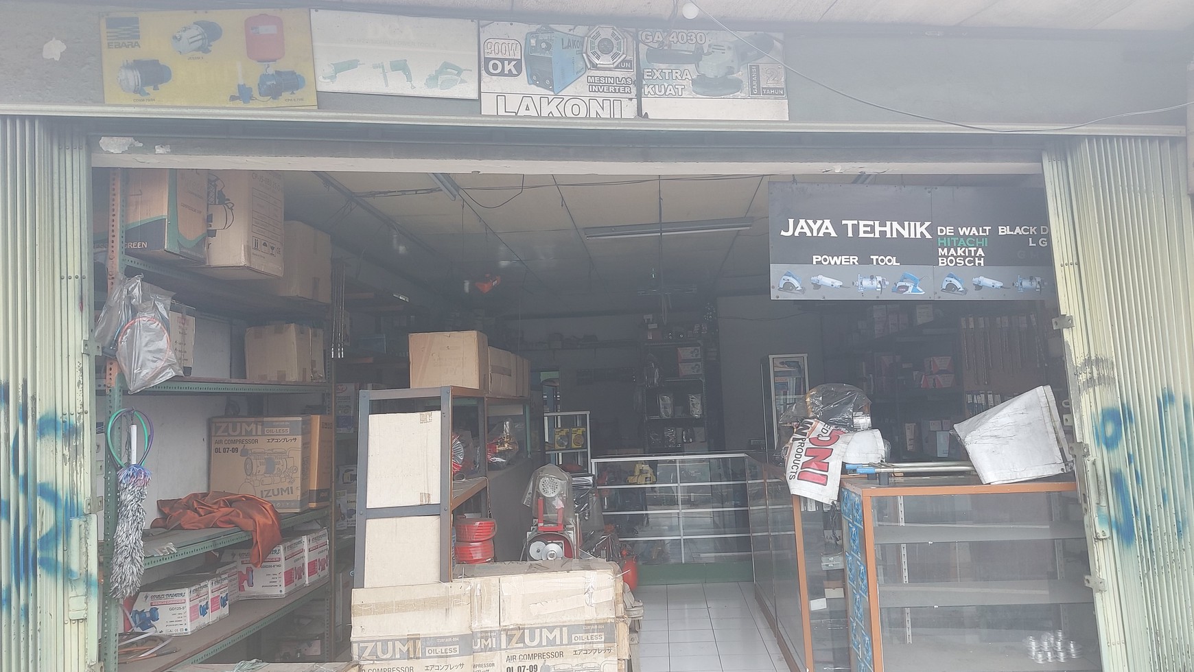 Ruko, gudang dan rumah di pinggir jalan raya Bogor