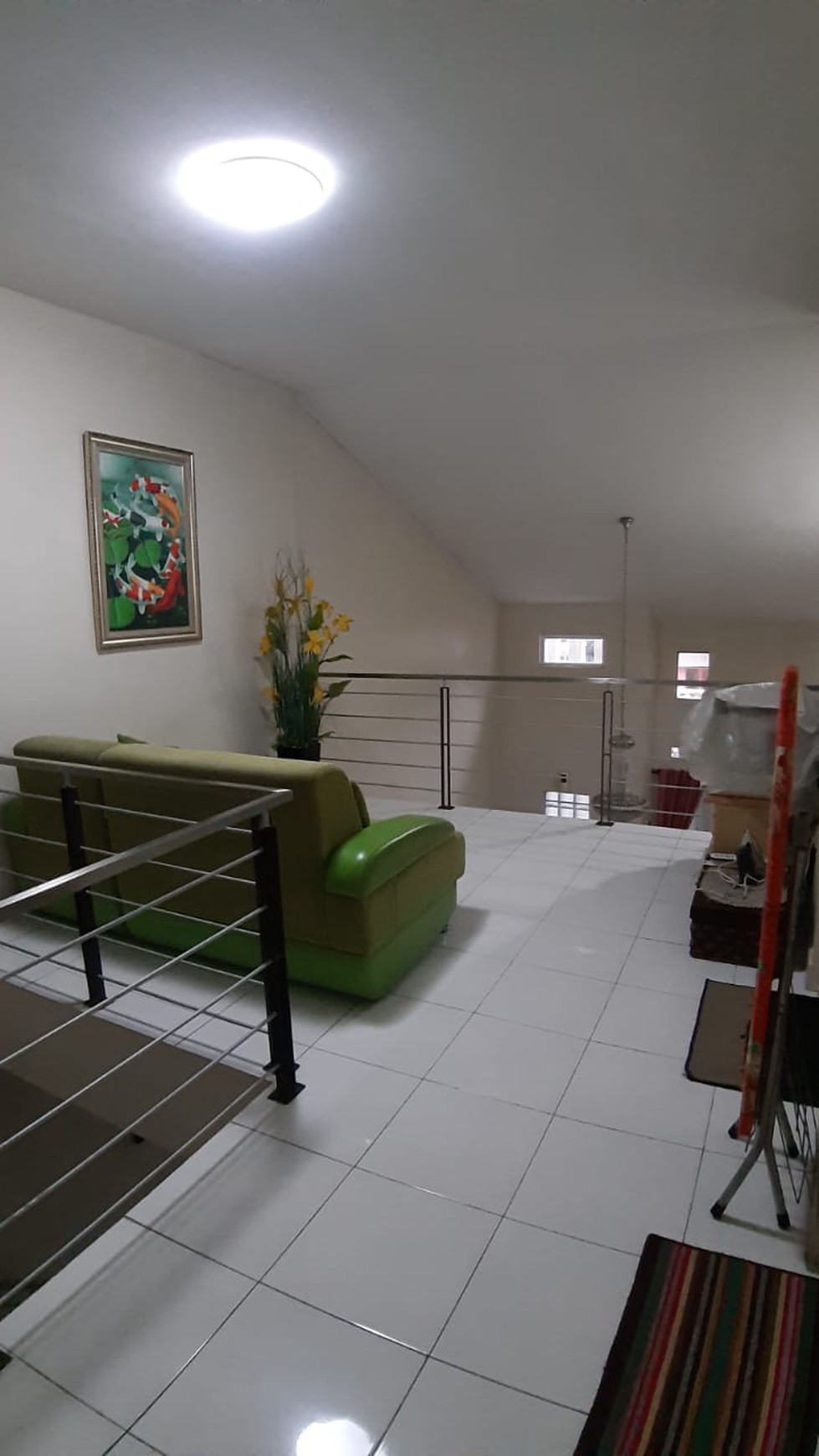 DiJual Rumah  2 lantai, Full Furnished,sudah renovasi, siap huni, cantik di Bukit Golf Tapos