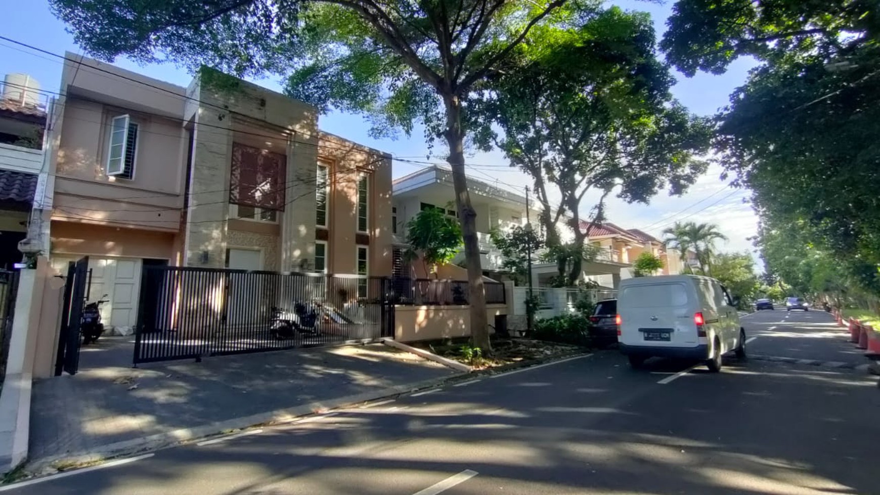 Rumah Lux siap huni di gedung pinang jakarta