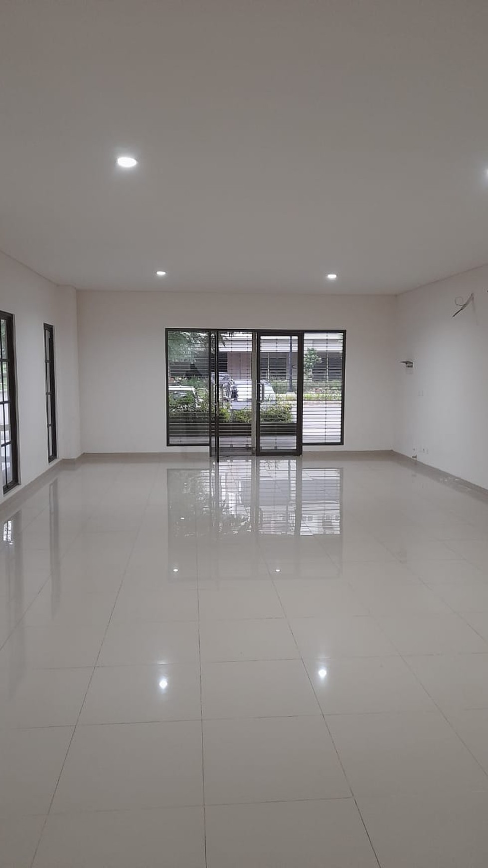 Jual Rugi. Best Deal - Ruko 3 Lantai di Podomoro Golf View Cimanggis Depok