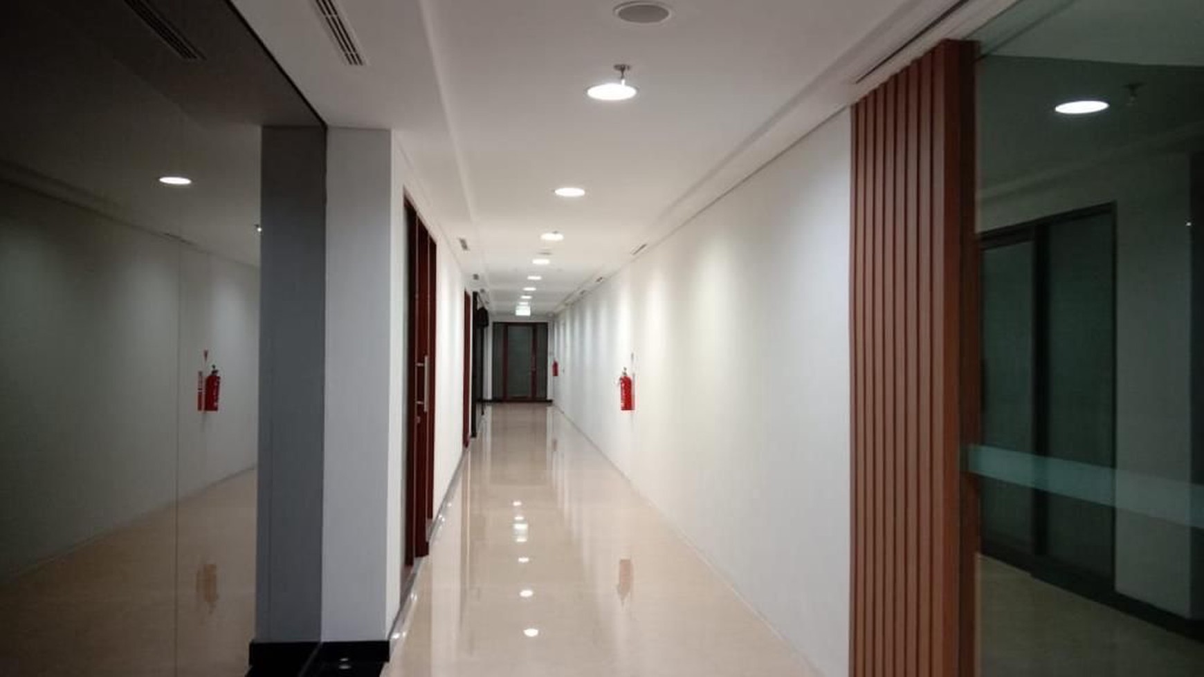 Office Space Sudirman 7.8 Tower, Luas 269m2, Karet Tengsin