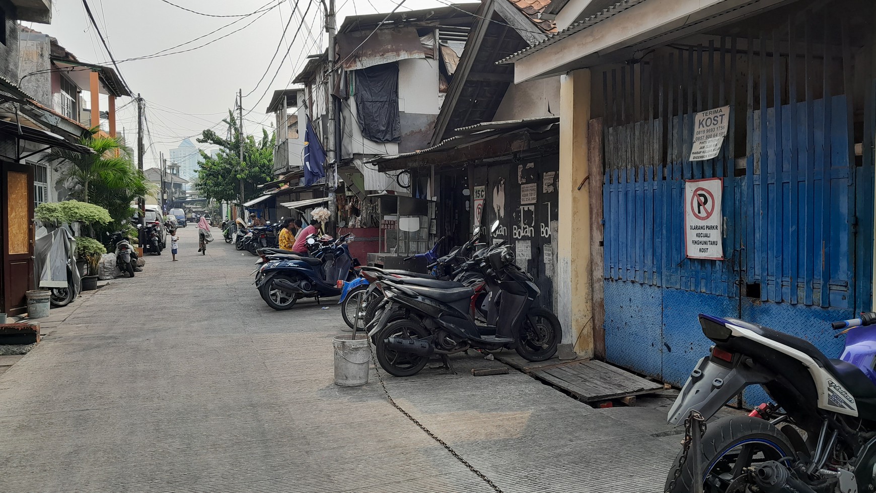 Rumah Kost Tersedia 13 Kamar Bersih Apik Di Senen, Jakarta Pusat (Nego sampai Deal)