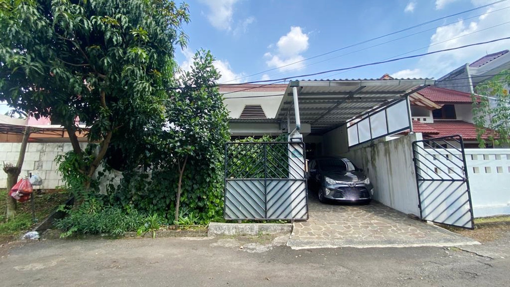 Rumah Bagus Di Perum Taman Bintaro Pondok Aren Tangerang Selatan