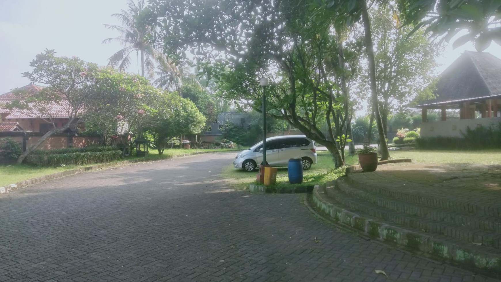 Rumah Bagus Di Cluster Kampung Ubud, Bali View Ciputat, Tangerang Selatan