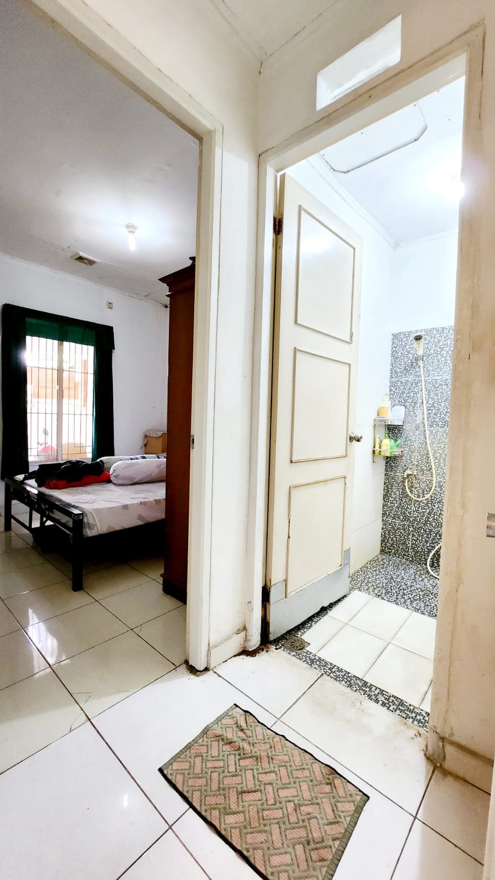 Rumah Hook Siap Huni dan Lokasi Strategis @Villa Dago Tol, Ciputat