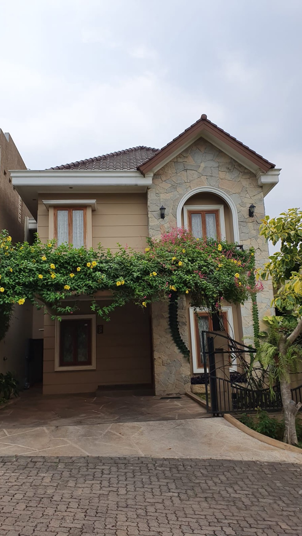 Dijual Rumah di Villa Cinere Mas Depok 