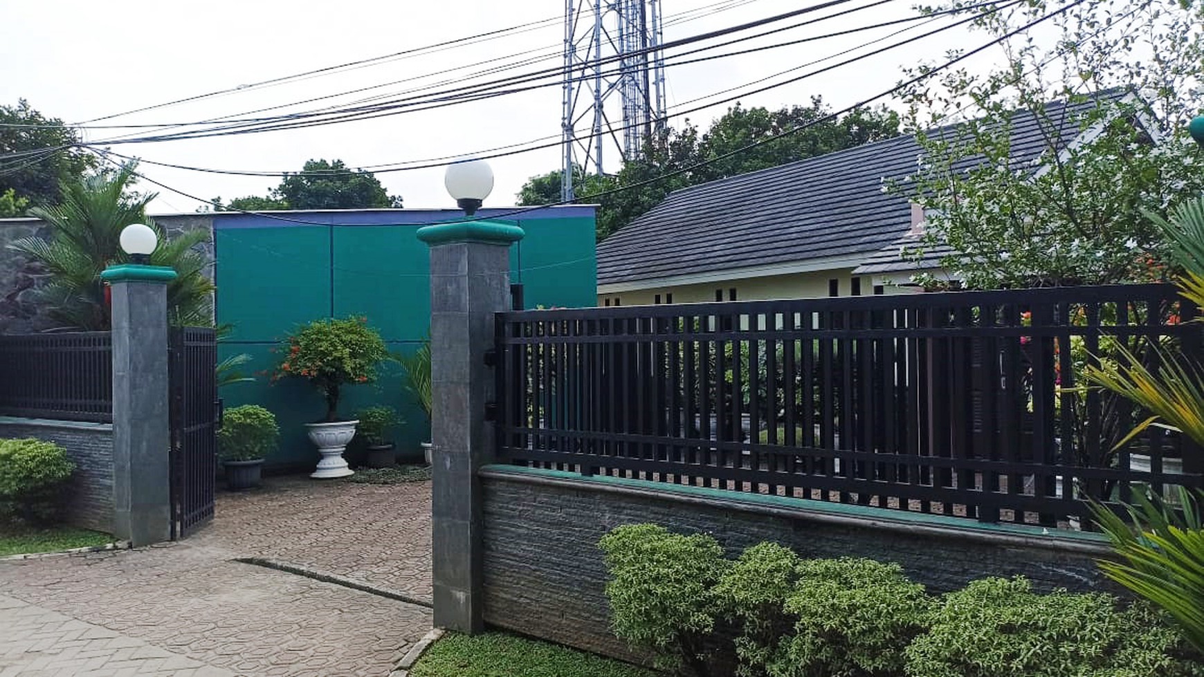 Rumah Bagus Di Jl Palapa, Cilalung Ciputat Tangerang Selatan