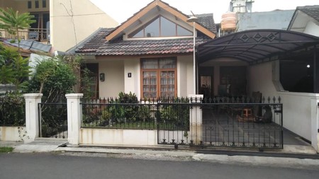 Rumah Nyaman Full Furnished di jl Pamanukan, Antapani