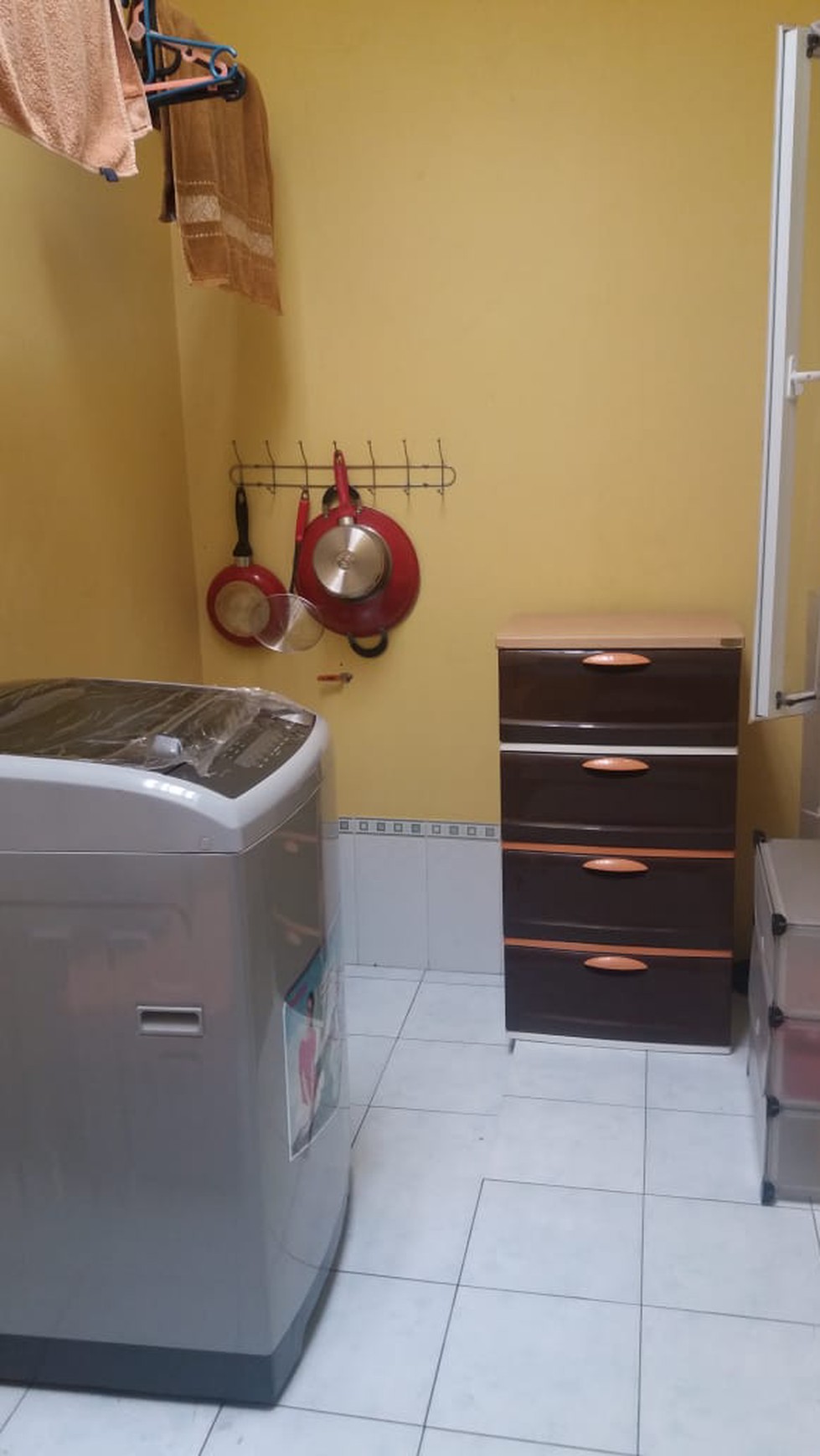 Rumah siap huni di jual di metland cileungsi sektor 6