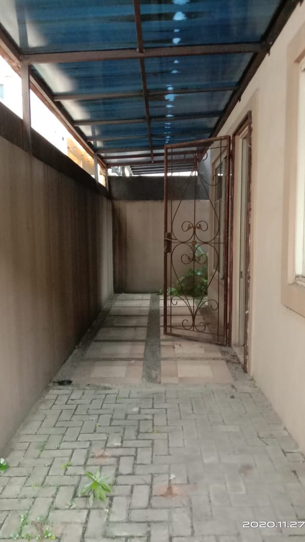 DIjual rumah di beverly golf JL. Medara - Lippo Karawaci Tangerang