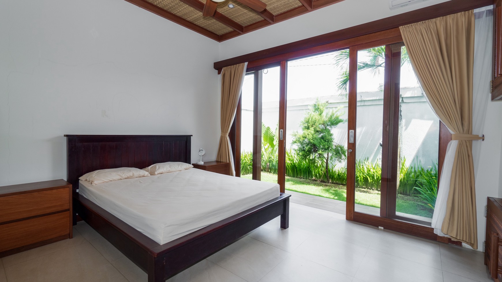 Villa  Luxury 4 Bedroom in Uluwatu area