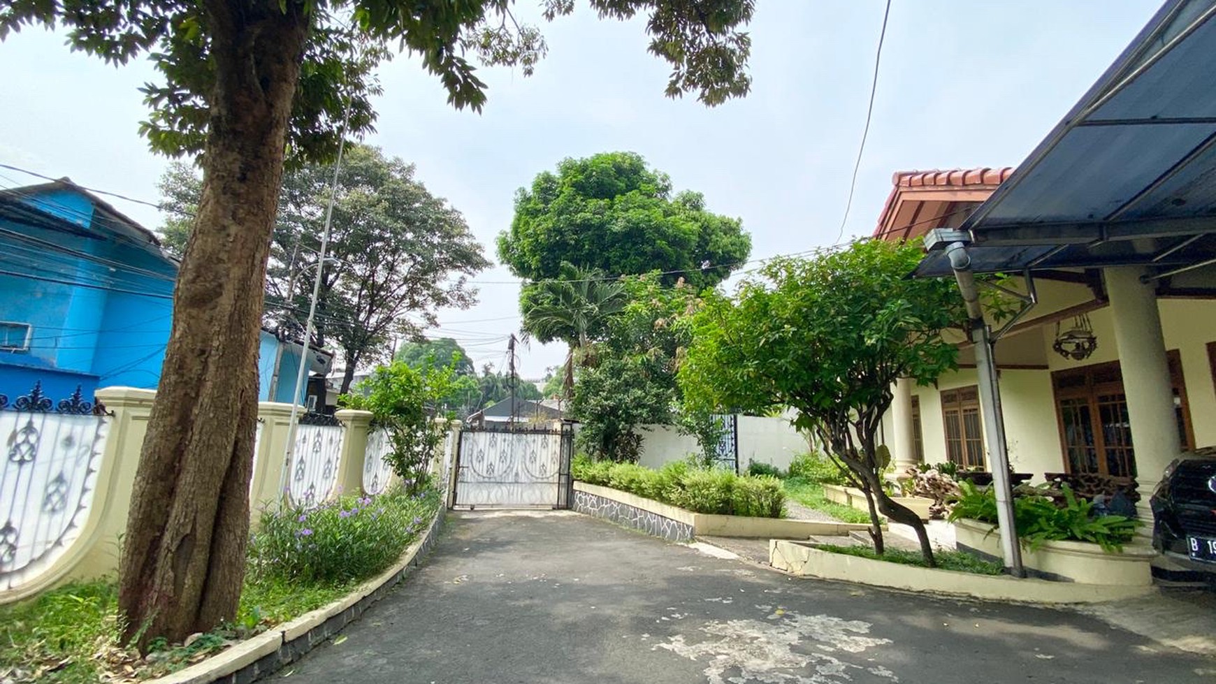 Rumah di Duren Tiga