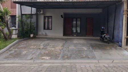 Rumah cantik 2 lantai di Kota wisata cibubur siap huni