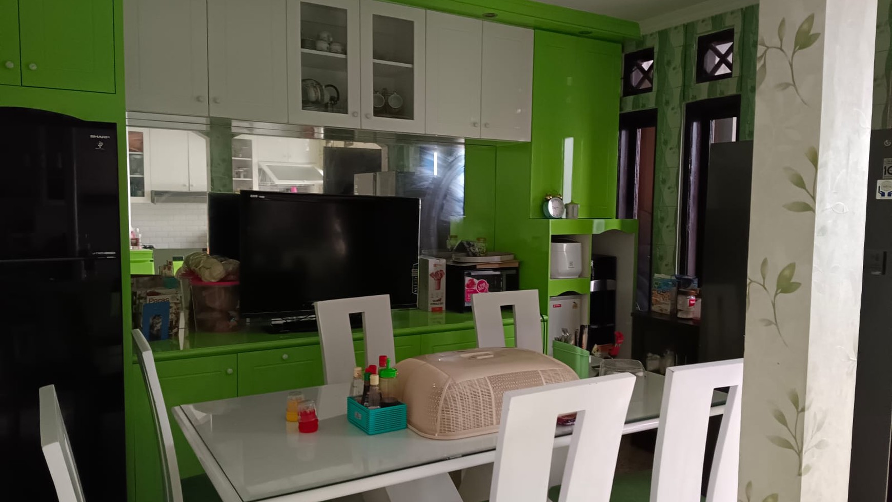 Rumah Asri Semi Furnished di Sayap Pasteur, Bandung