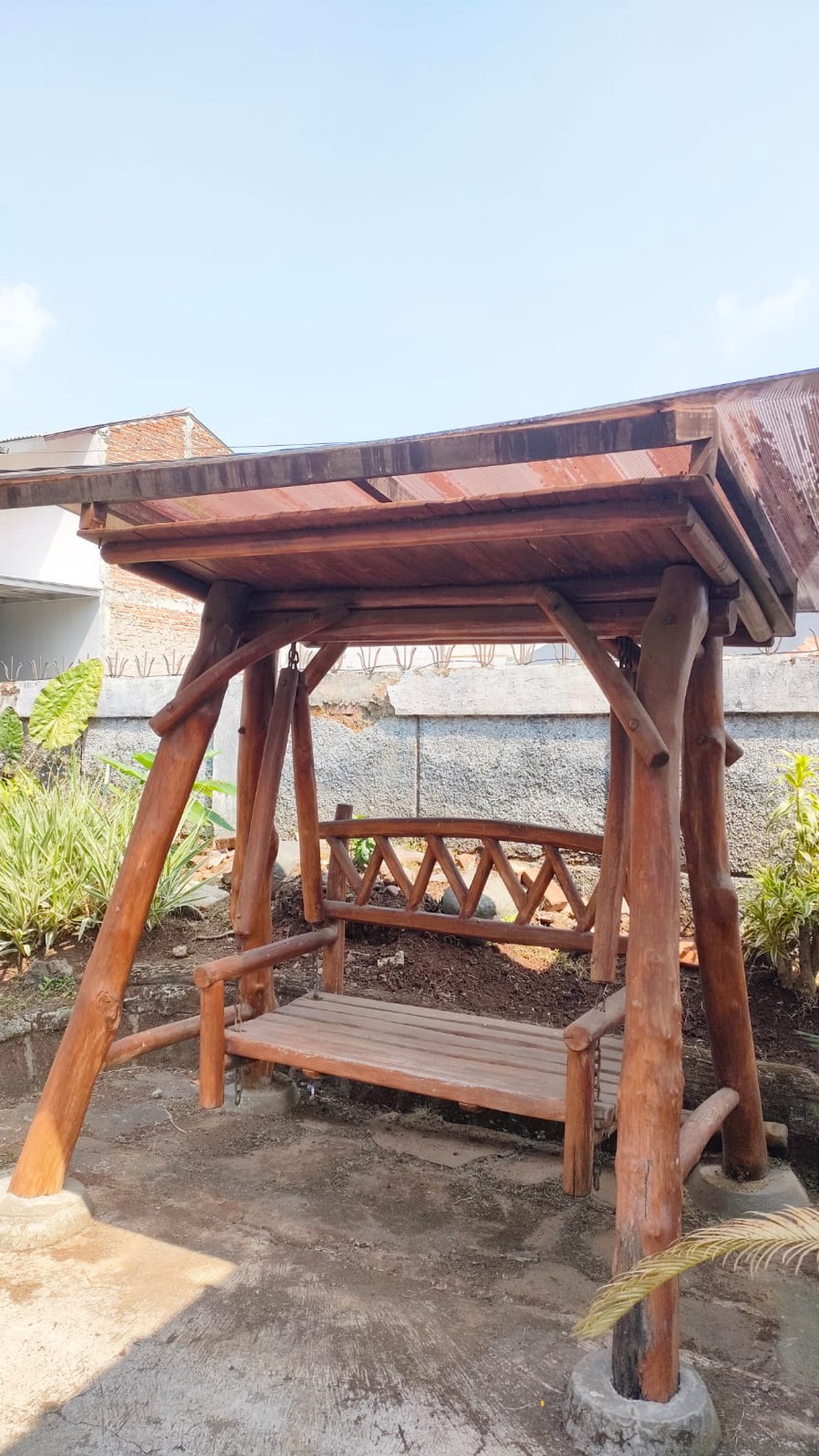 Rumah Bagus Terawat di jl H Gofur Randu Kurung