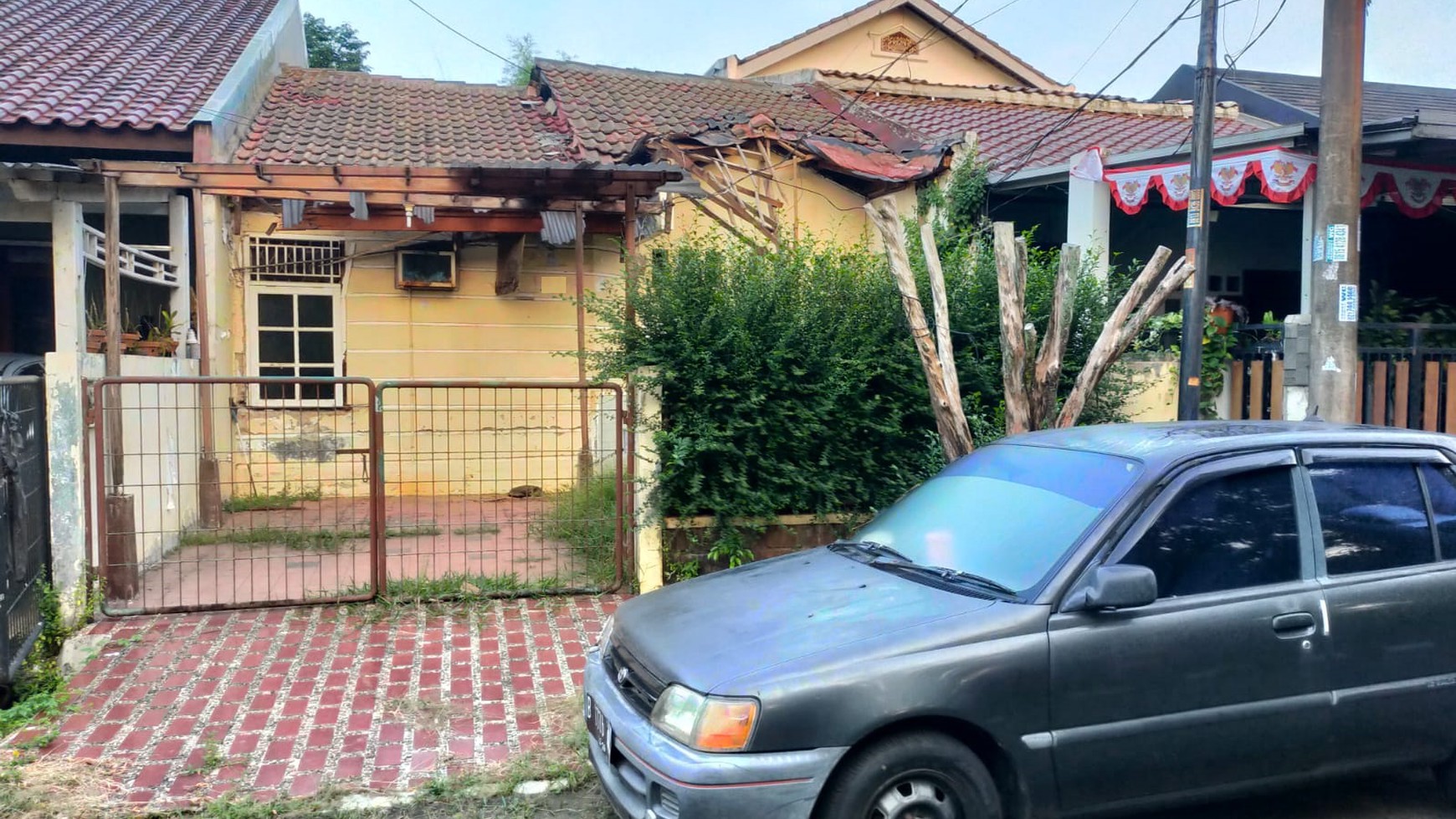 Rumah hitung tanah, lokasi strategis di Bintaro