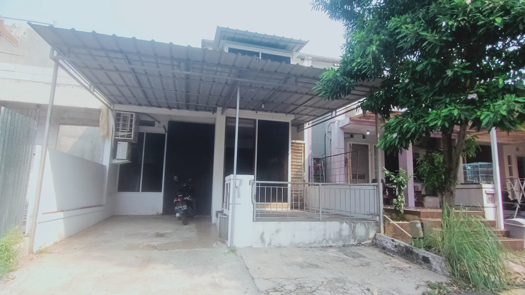 Rumah minimalis siap huni di bintaro