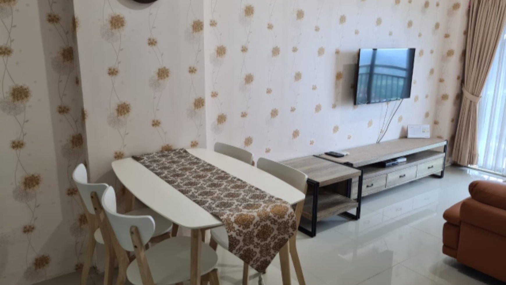 Apartemen Orchard Mansion 2 Bedroom FULL FURNISHED Lantai 30 , Akses Pakuwon Mall - TerMURAH Cantik Siap Huni