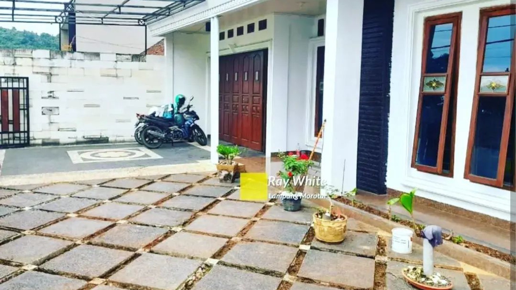 Dijual Rumah 2 Lantai di Pahoman, Bandar Lampung