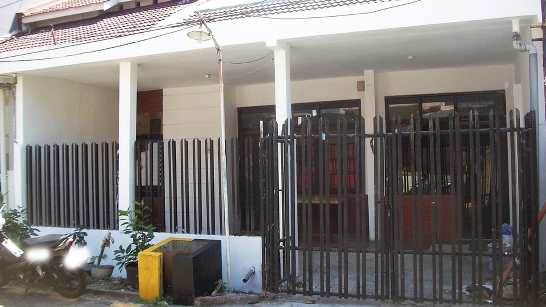 Rumah di Rungkut Mapan Barat Surabaya Timur, Cocok untuk pasutri muda !!!