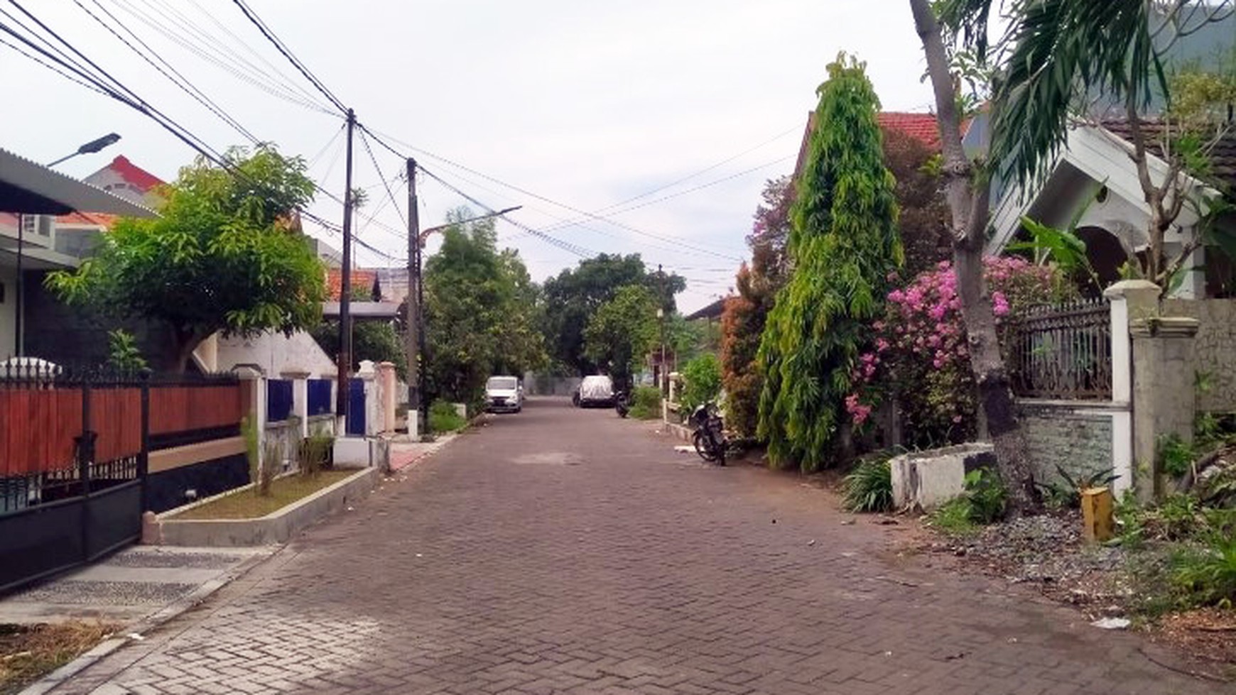 Tanah di Medokan Asri Utara MA III Surabaya Timur, Luas 13 x 25 m2, SHM, Row Jalan Lebar, Siap Bangun !!!