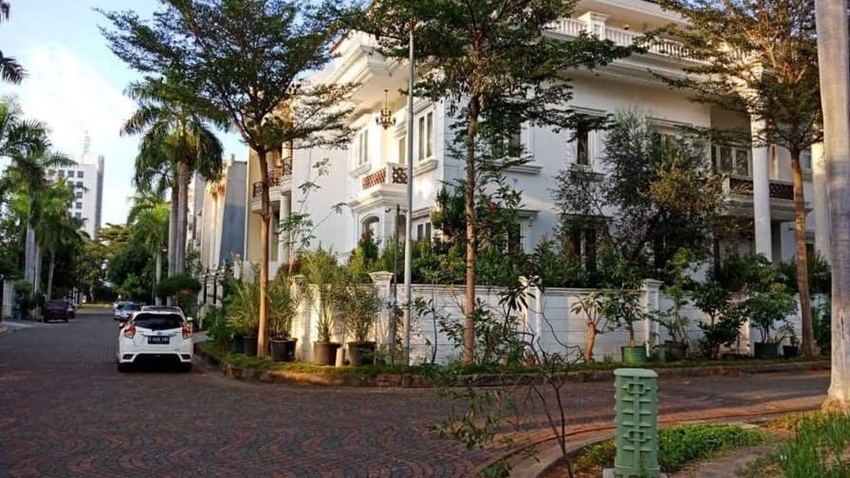 Villa Artha Gading Rumah Keren Siap Huni 