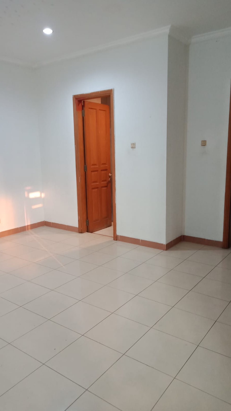 Disewakan rumah cocok untuk kantor atau tempat tinggal, Rasamala, Belakang Menara Bidakara