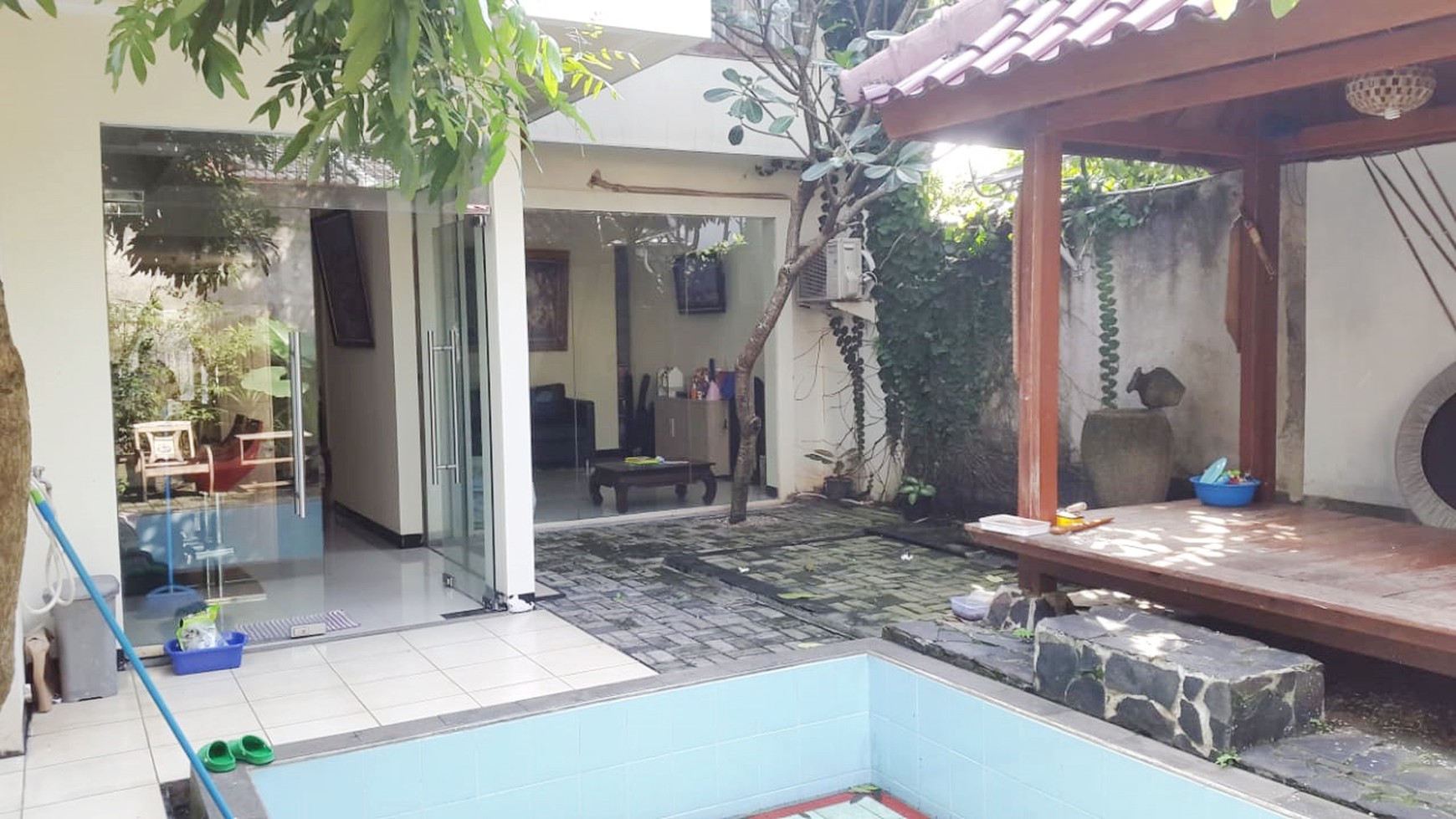 Rumah Nyaman dan Siap Huni di Kawasan Graha Raya, Bintaro