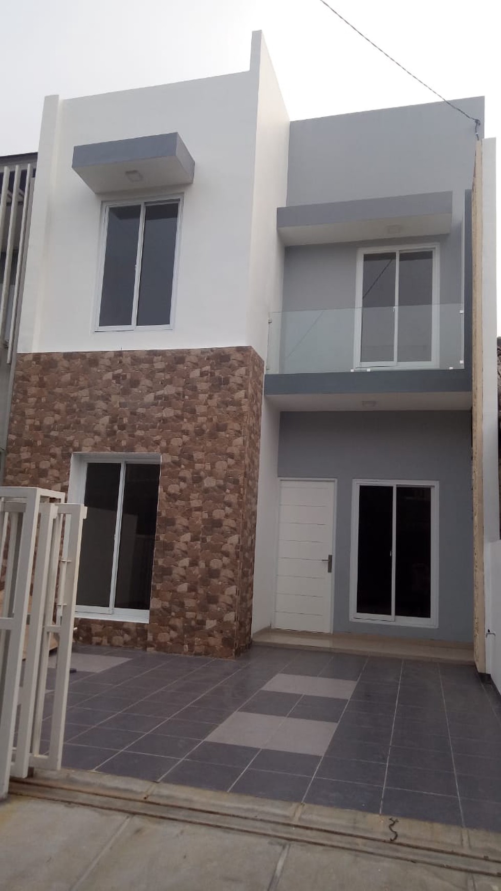 Dijual Rumah Bagus Di Graha Raya Bintaro, Bintaro Jaya.