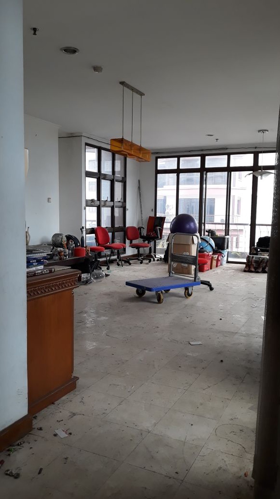 Dijual Cepat Apart Bagus Siap Huni di TB Simatupang, Jakarta Selatan