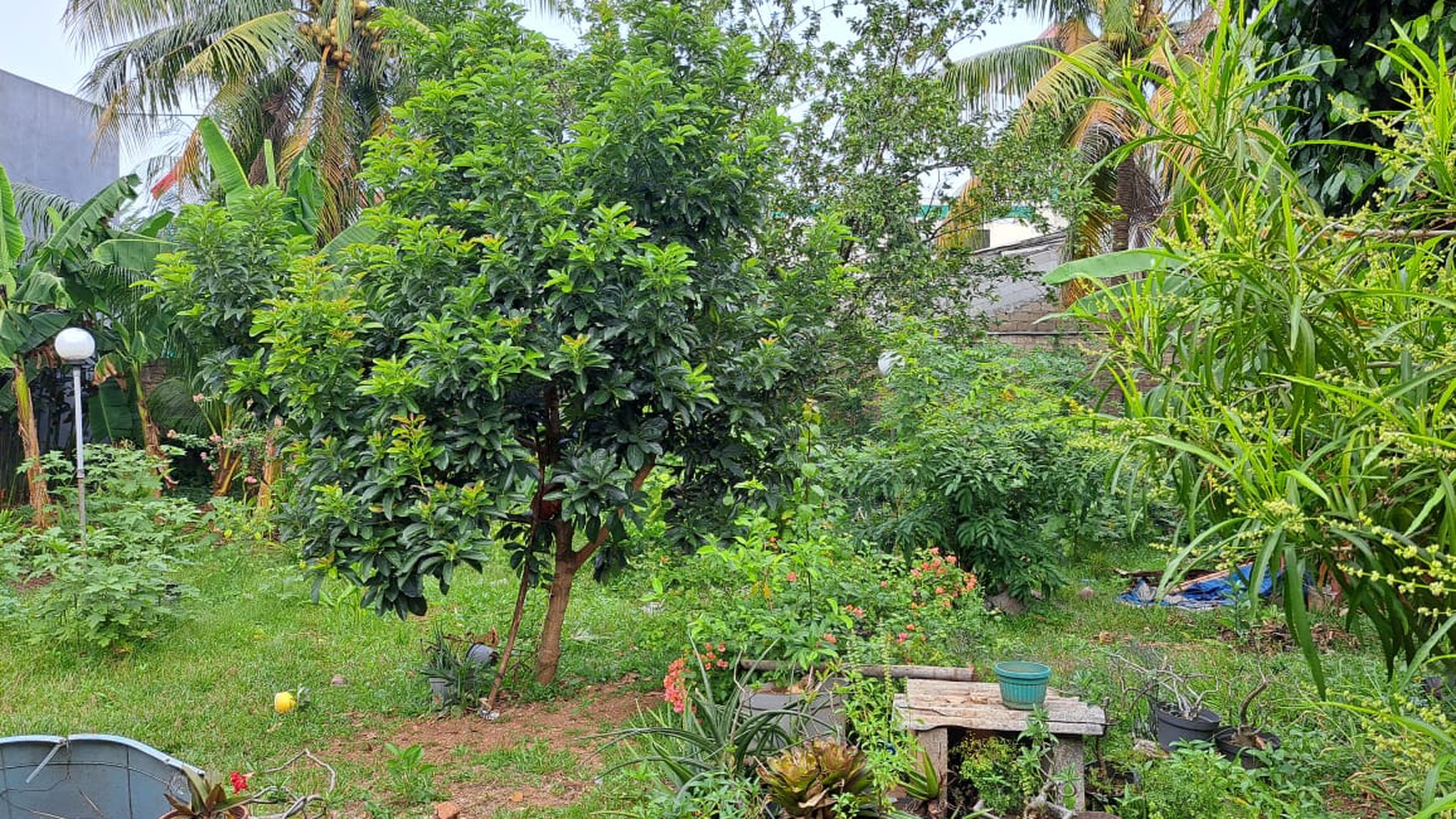 Rumah Hitung Tanah Di Lokasi Strategis Jl Ciledug Raya Jakarta Selatan